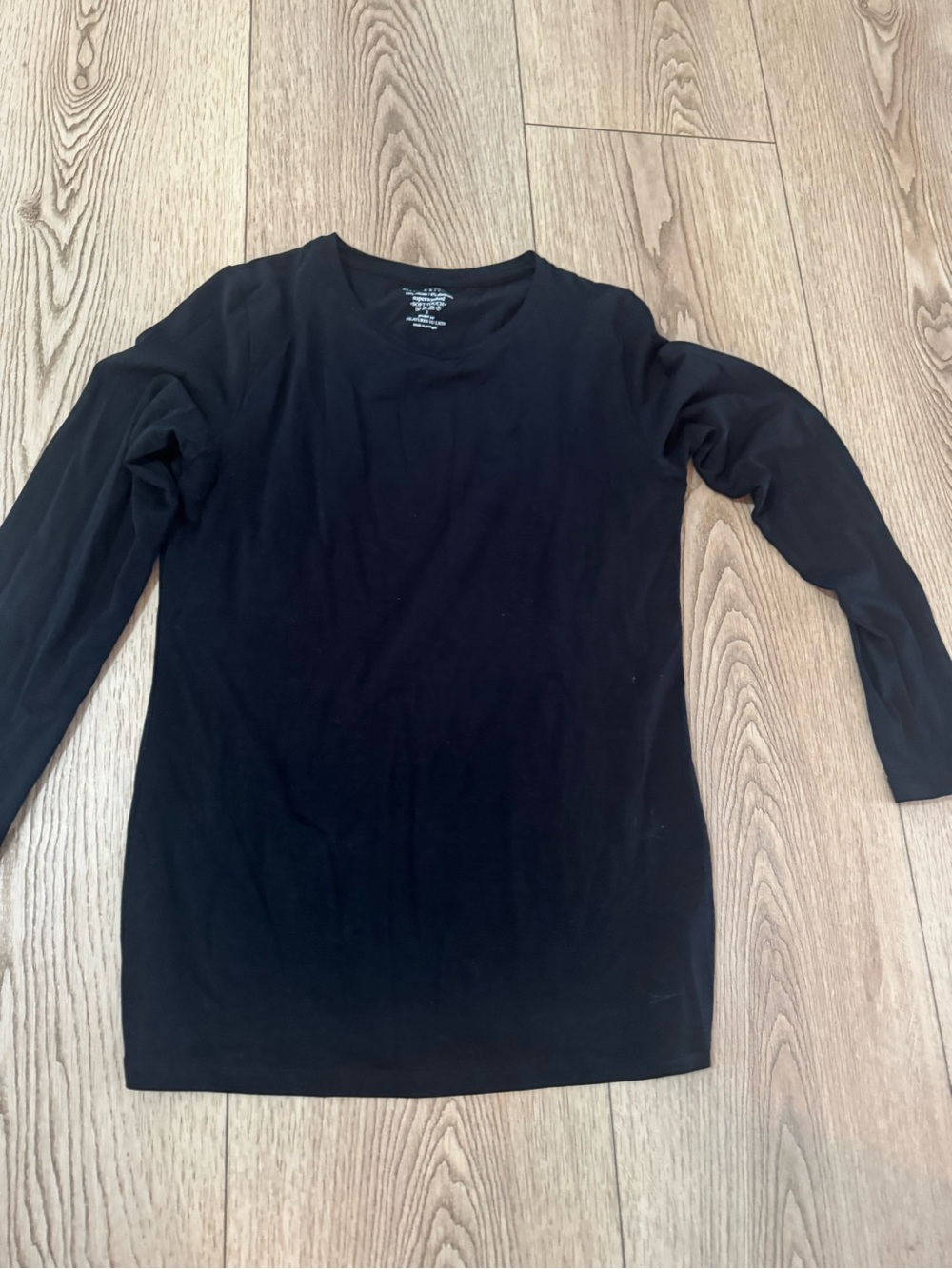 Women’s Black Long Sleeve Crew Neck Shirt